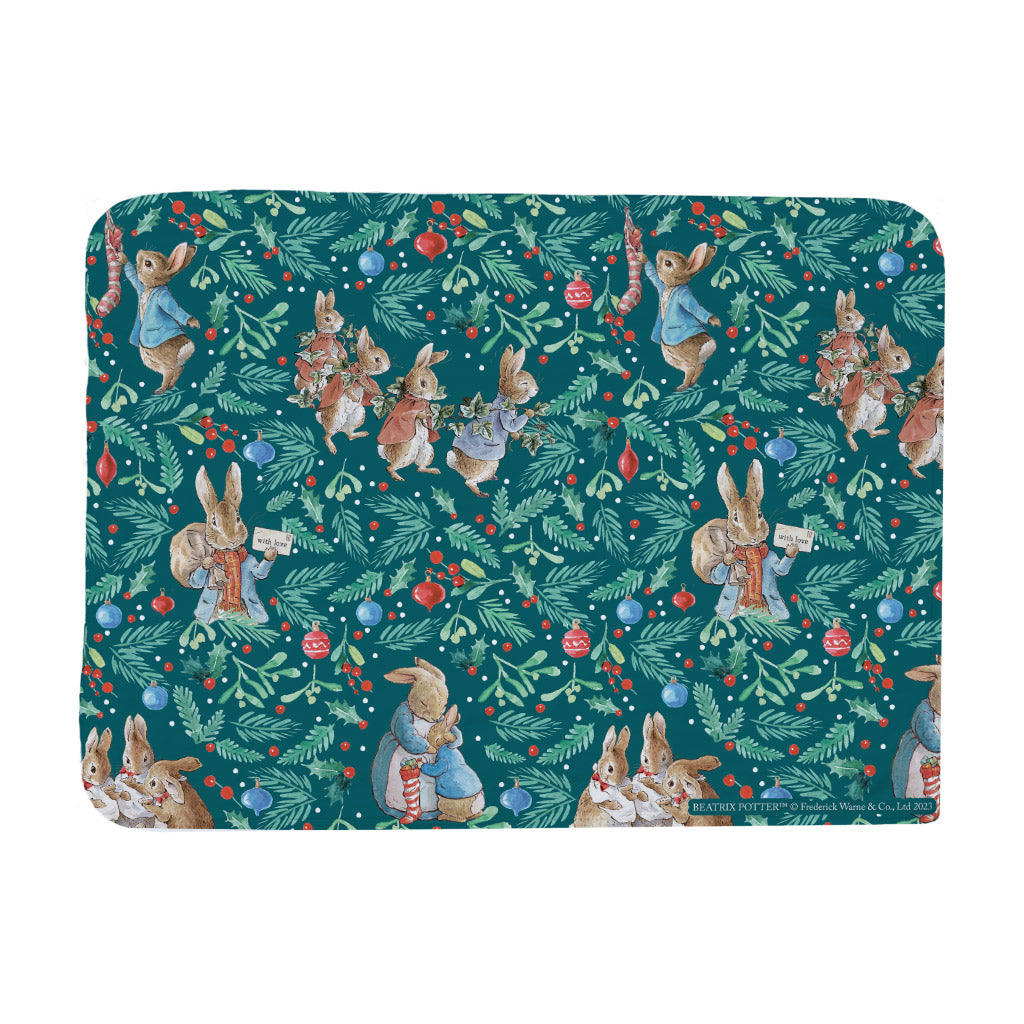 Peter Rabbit Christmas Pattern Blanket